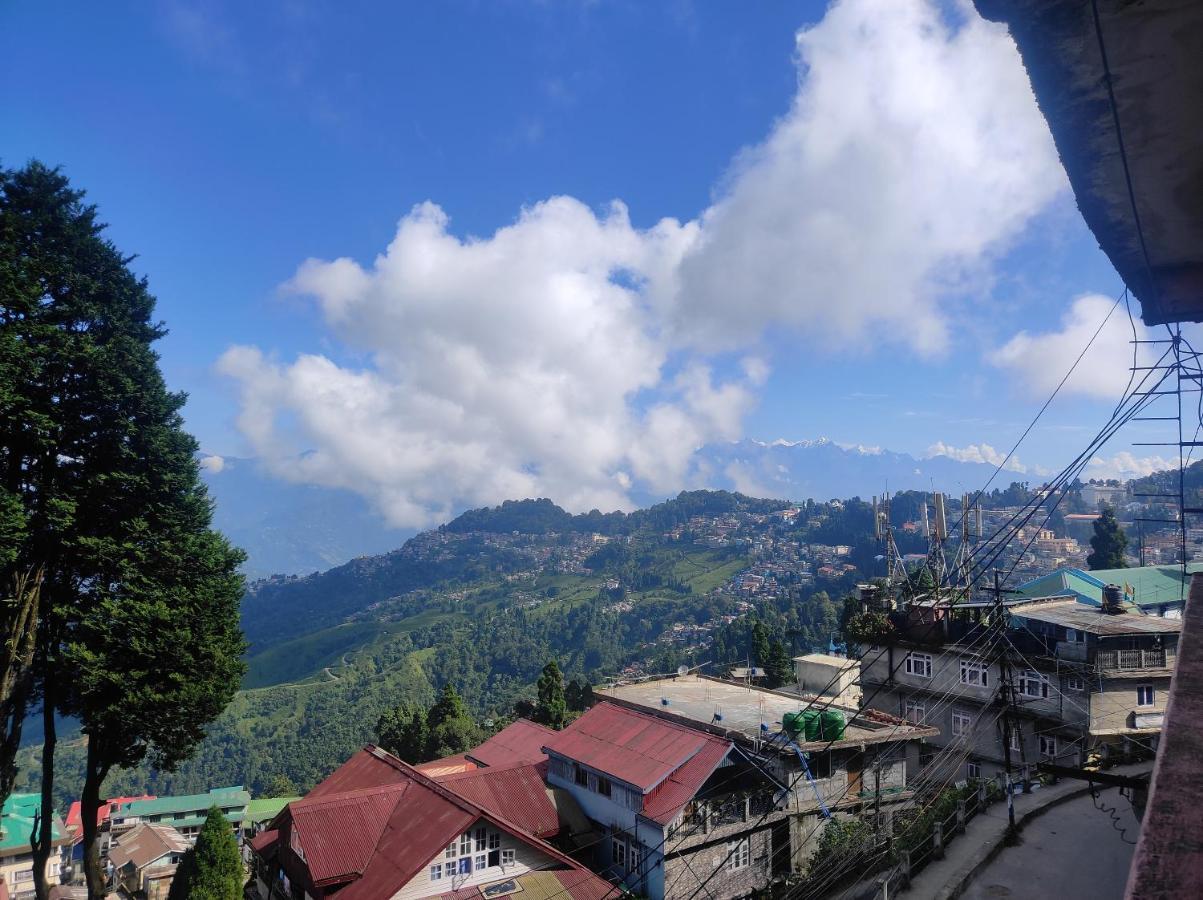 Wind Home Darjeeling- Budget Hotel Near Mall Darjeeling  Exterior foto